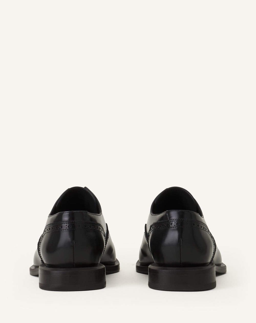 Black Brogue Oxford Shoe In Shiny Leather