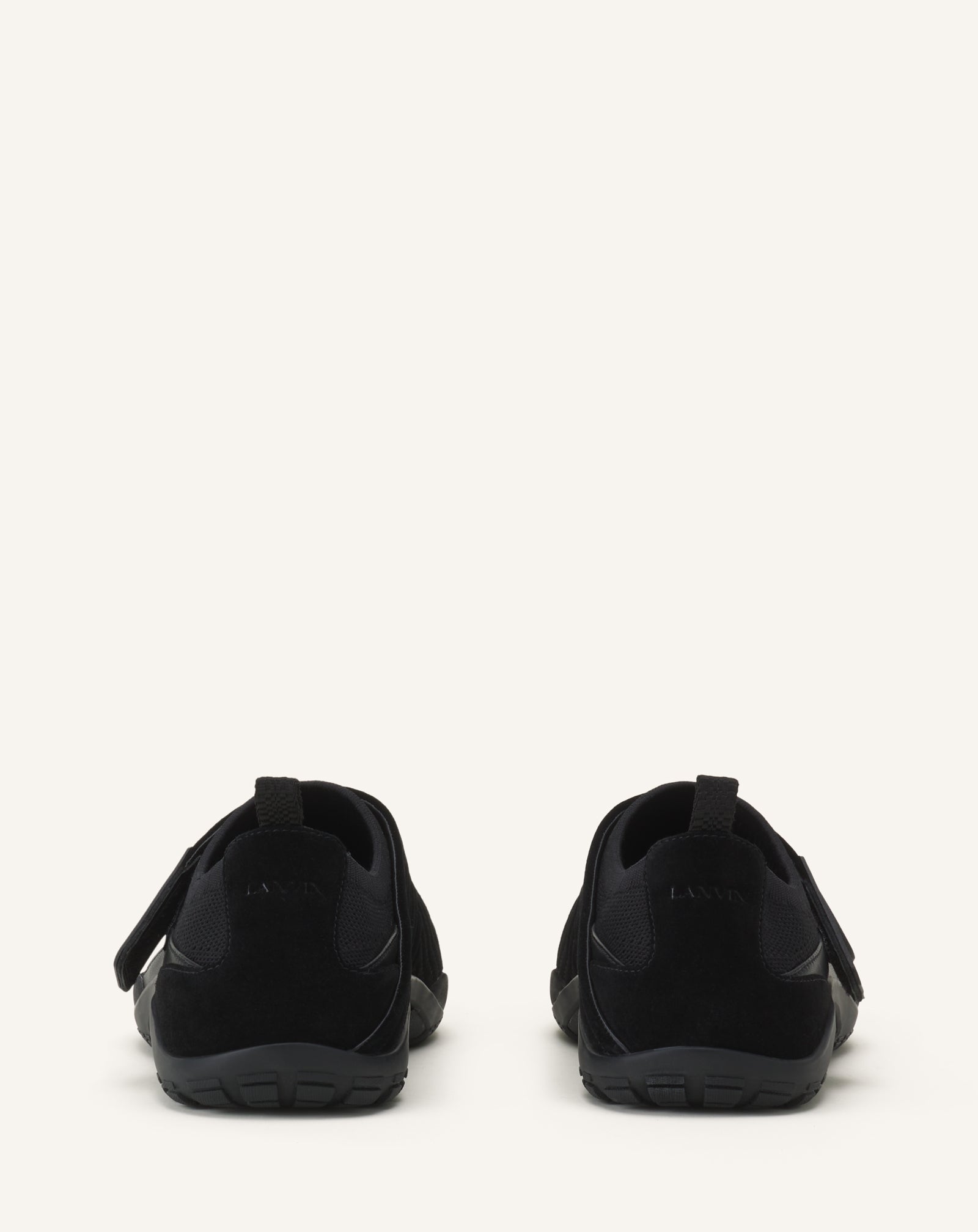 Sneaker Lnv1 En Suede Tricote Black