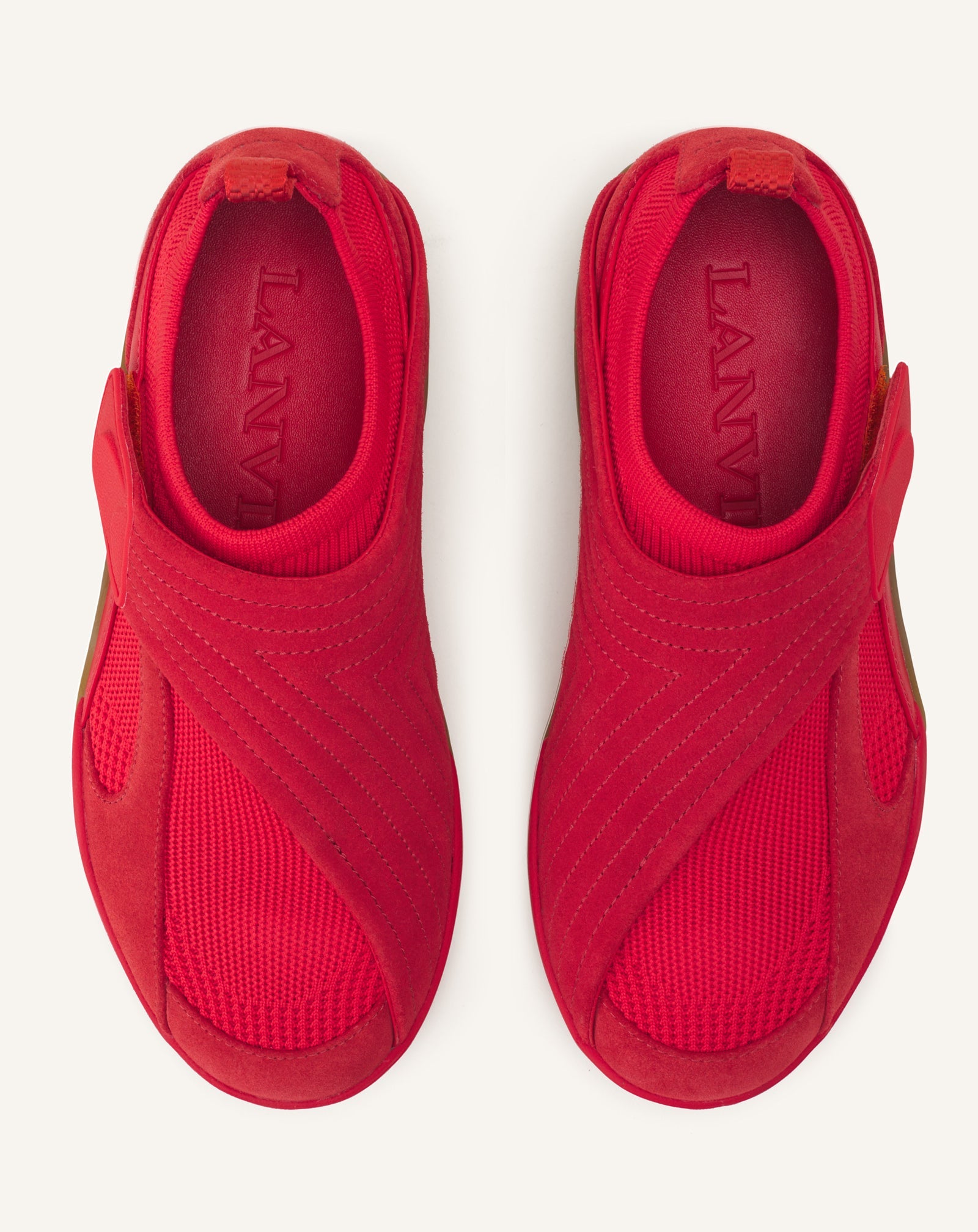 Sneaker Lnv1 En Suede Tricote Red