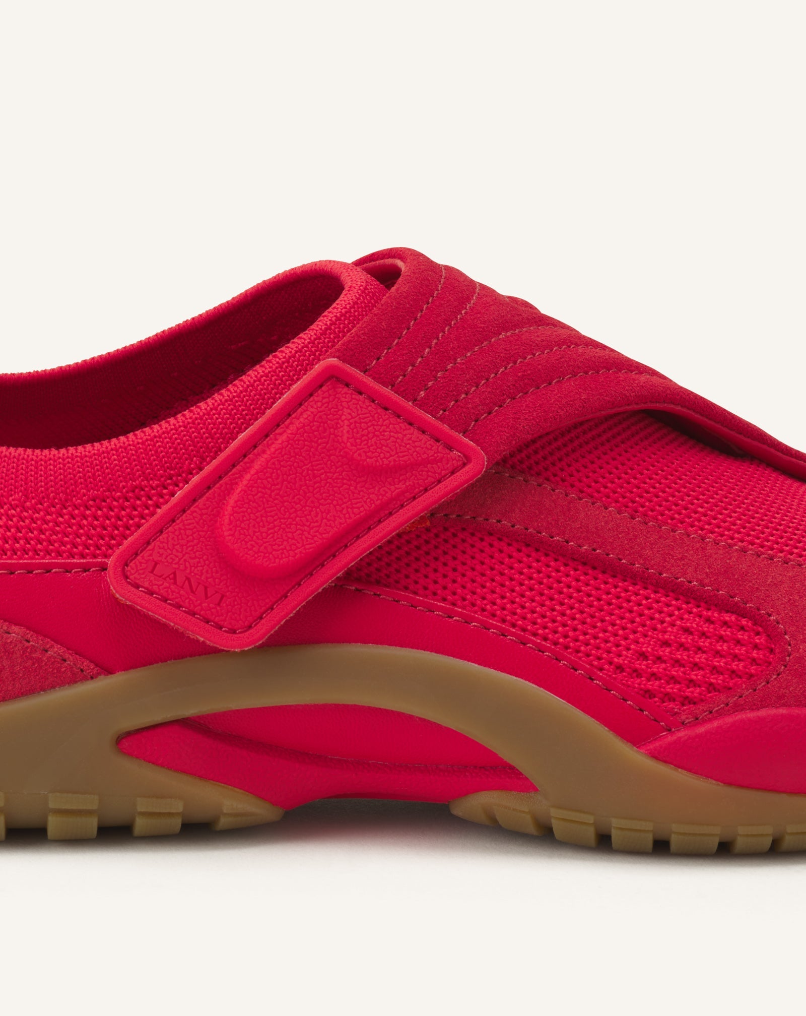 Sneaker Lnv1 En Suede Tricote Red