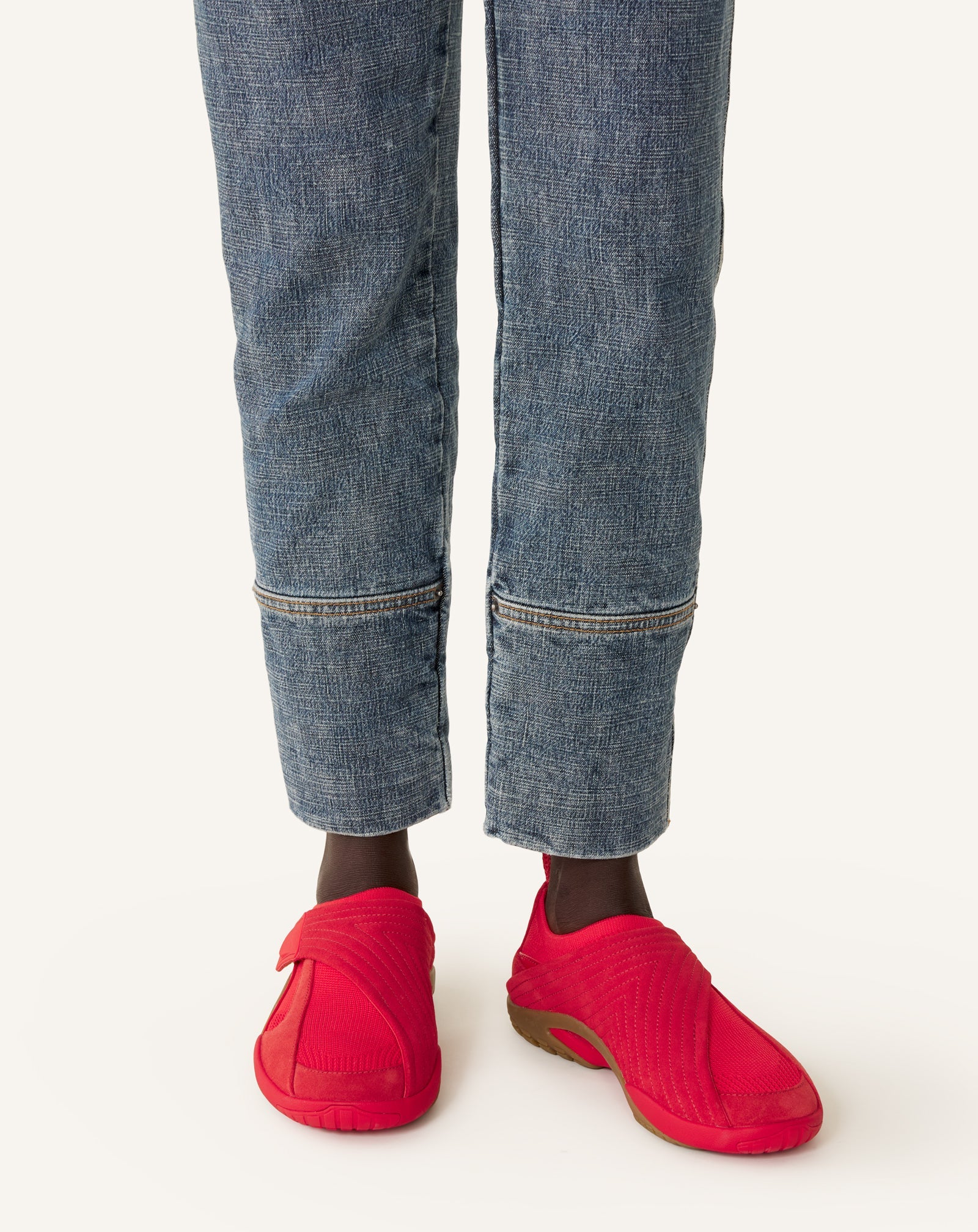 Sneaker Lnv1 En Suede Tricote Red