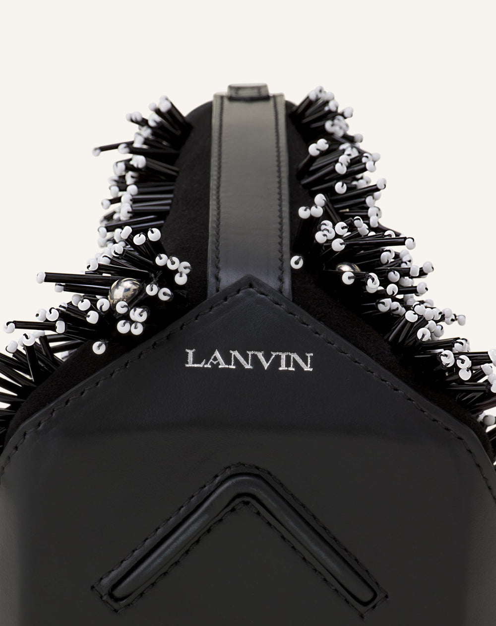 Sac Seau Catch By Lanvin En Cuir Brodé Black