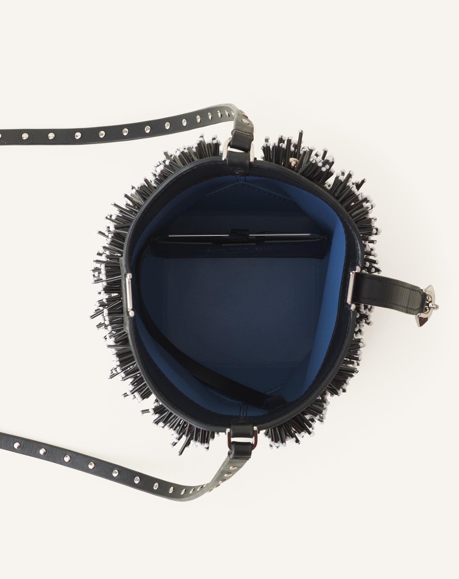 Sac Seau Catch By Lanvin En Cuir Brodé Black