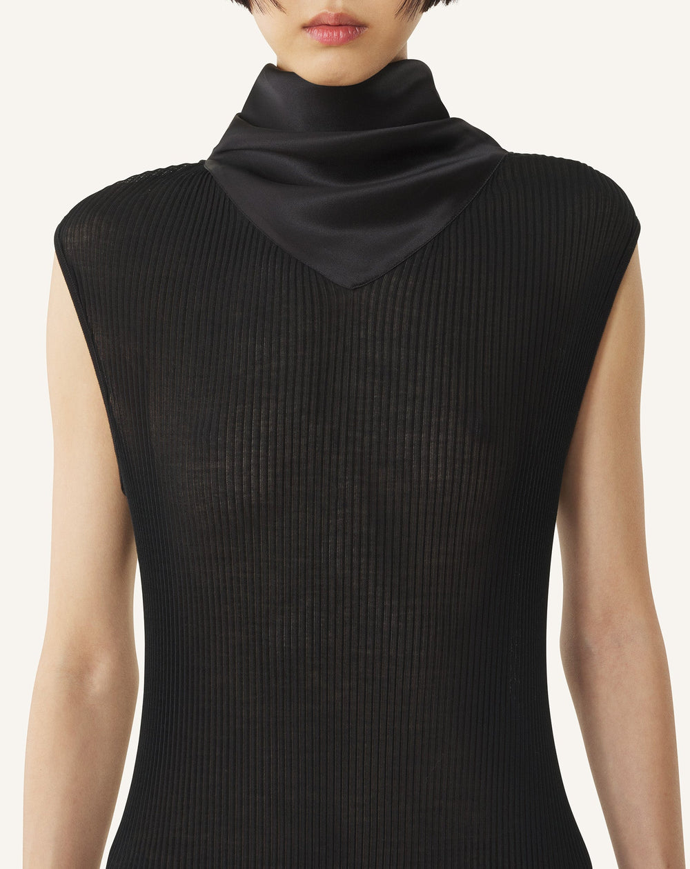 Robe En Jersey Plissé Black