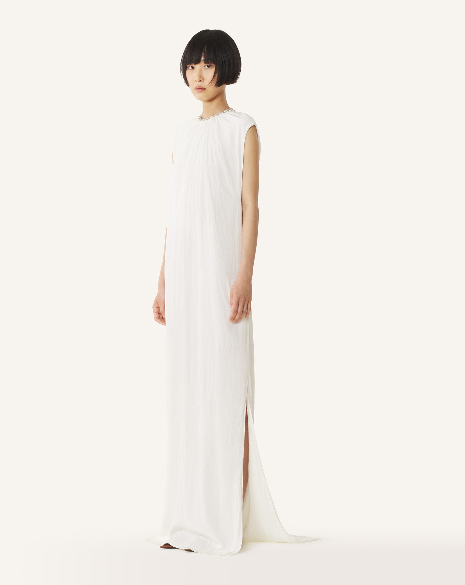 Robe Brodée En Charmeuse White