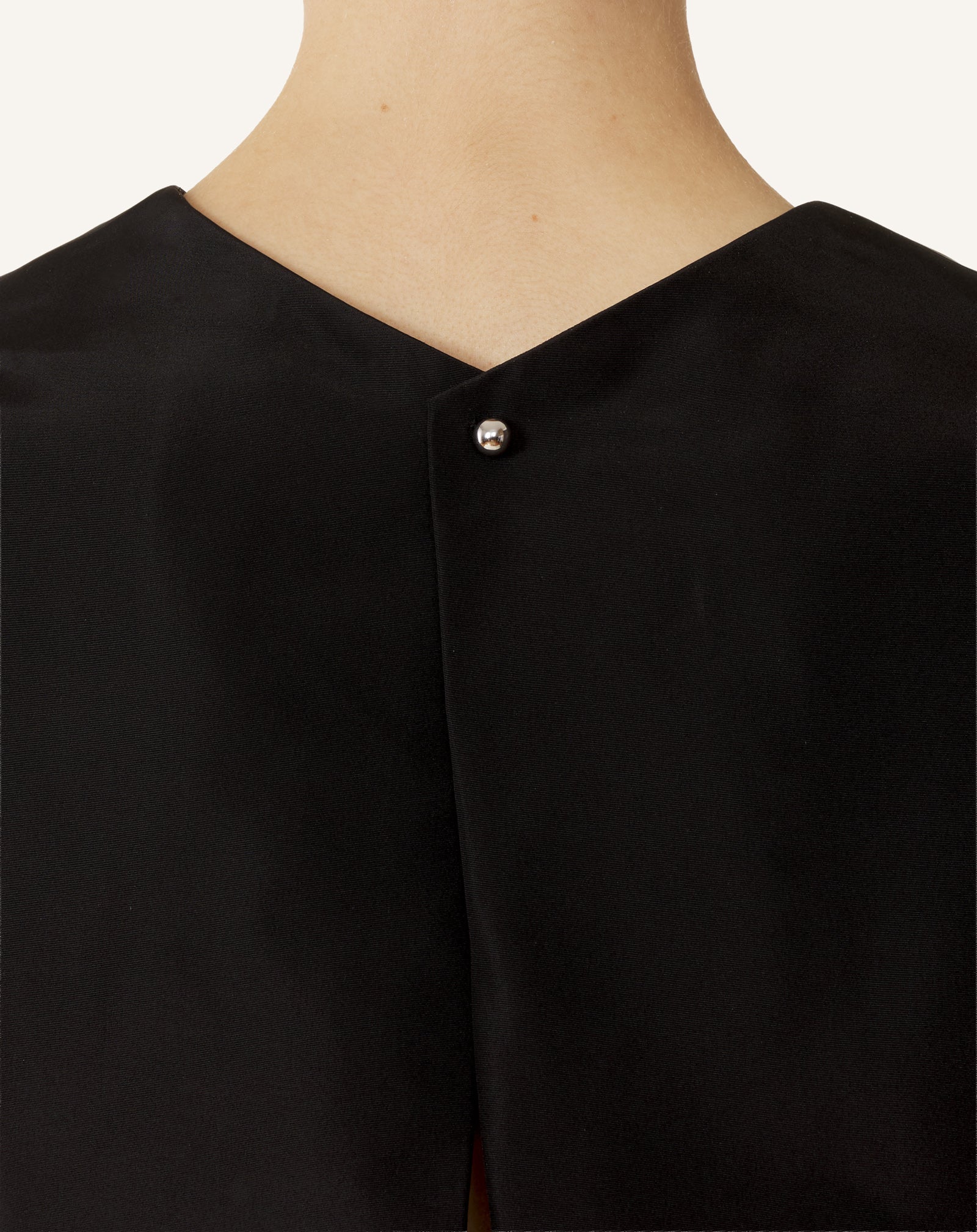 Haut Court En Faille De Soie Black